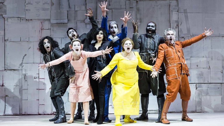 The Black Rider: The Casting of the Magic Bullets