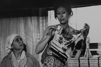 Production still for "A Lovely Sunday for Creve Coeur". L-R: Valma Pratt and Jan Friedl. Photographer: Vikki Driscoll