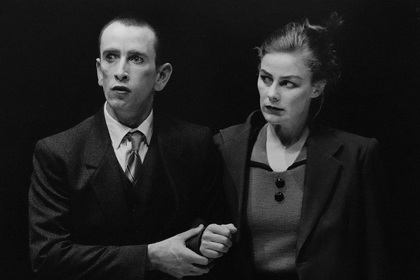 Production still for "King Lear". L-R: Matthew Crosby as Albany, Jane Bayly as Goneril. Photographer: Jeff Busby