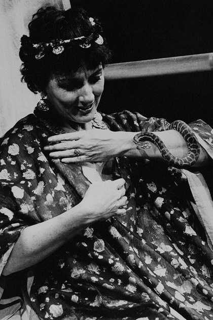 Production still for "Antony and Cleopatra". Lindy Davies as Cleopatra. Photographer: Vikki Driscoll