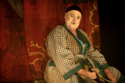 Production still for the 2006 production of "Babes in the Wood". Max Gillies as Aunty Avaricia. Photographer: Jeff Busby