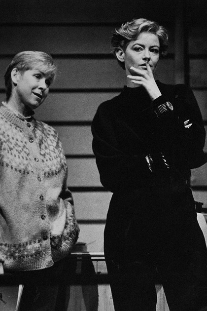 Production still for "Hotel Sorrento". L-R: Elspeth Ballantyne as Hilary, Genevieve Picot as Pippa. Photographer: Jeff Busby