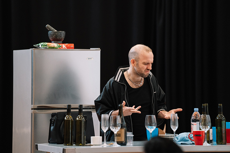 This is Living Rehearsal (2023) In Photo: Marcus McKenzie. Photographer: Phoebe Powell