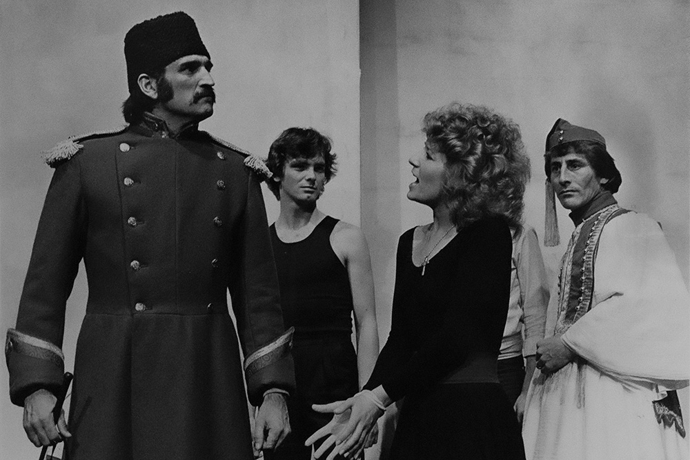 Production still for "Antigone". L-R: Gerard Kennedy as Creon, Michael Freundt as Haemon, Amanda Muggleton as Antigone, Jim Danton as the Sentry. Photographer: Jeff Busby