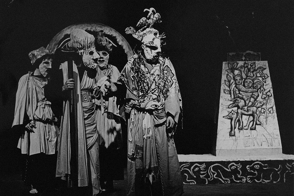 Production still for "Medea". Photographer: Jeff Busby