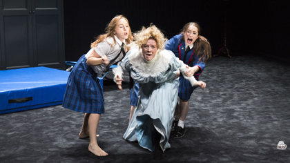 Picnic at Hanging Rock (2018)