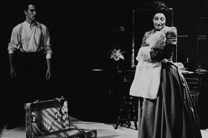 Production still for "Peach Melba". L-R: David Bonney, Helen Noonan as Melba. Photographer: Jeff Busby