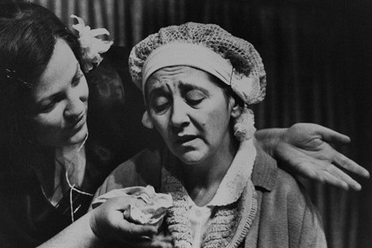 Production still for "A Lovely Sunday for Creve Coeur". L-R: Caroline Gillmer and Valma Pratt. Photographer: Vikki Driscoll