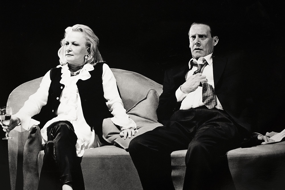 Production still for "Post Felicity". L-R: Kate Fitzpatrick as Madeleine James, D.J. Foster as Kurt Arrons. Photographer: Jeff Busby